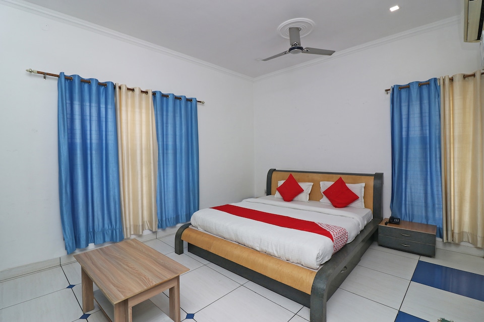 OYO 11069 Hotel Star INN, Vikas Nagar Lucknow, Lucknow