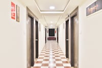 OYO 11072 Hotel Kajri Residency