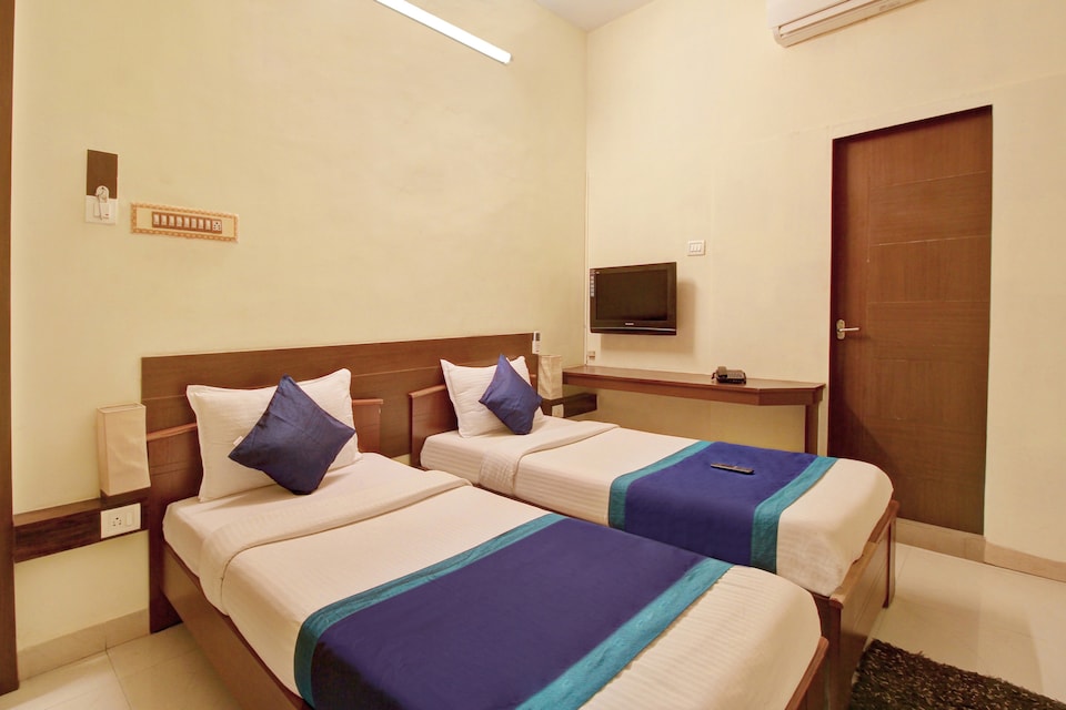 OYO 1474 Nestlay Rooms Perungudi, Perungudi, Chennai