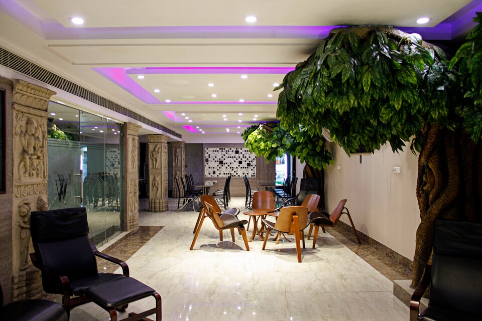 OYO 1475 Hotel WaterFall, Paschim Vihar Delhi, Delhi