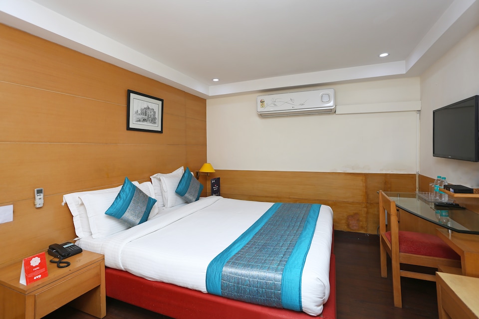 OYO 11332 Hotel Daffodils Inn, Connaught Place Delhi, Delhi