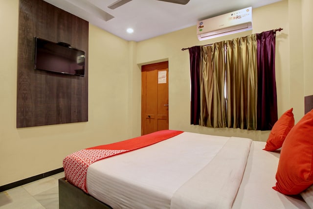 OYO Ms Grand Inn