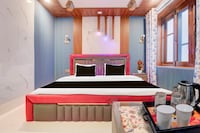 Collection O Foreshore Road Srinagar