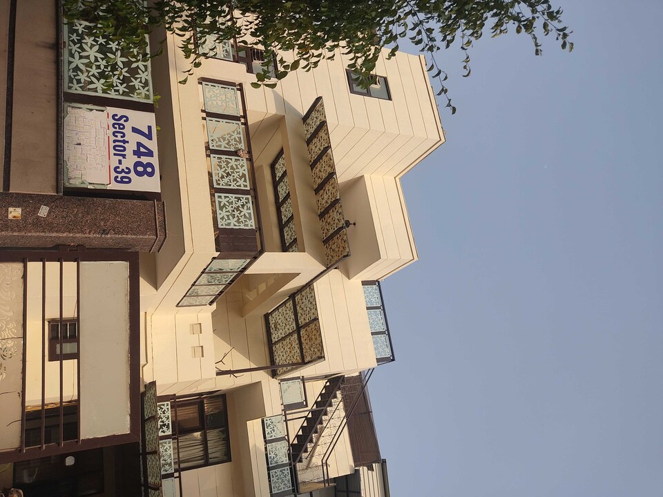 OYO 89504 Sahil Inn, Medanta, Gurgaon