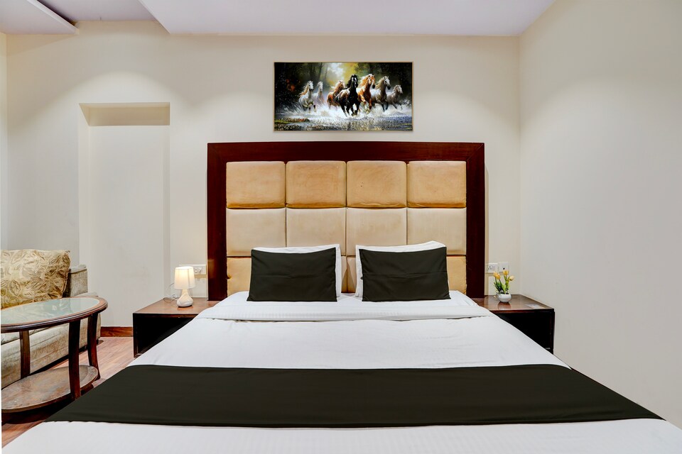 Townhouse Oak Sector 25 Gurgaon, Cyber City, Gurgaon