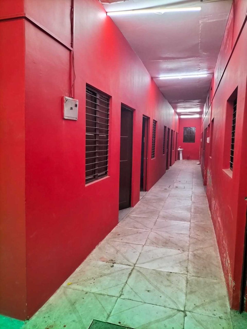 SPOT ON Saini Vasno Restaurant And Guest House Near Omaxe Gurgaon Mall, Sohna Road, Gurgaon