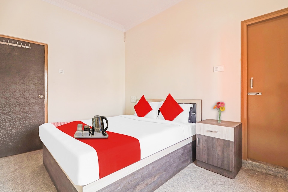 Hotel O Grand Vista, Shamshabad, Hyderabad