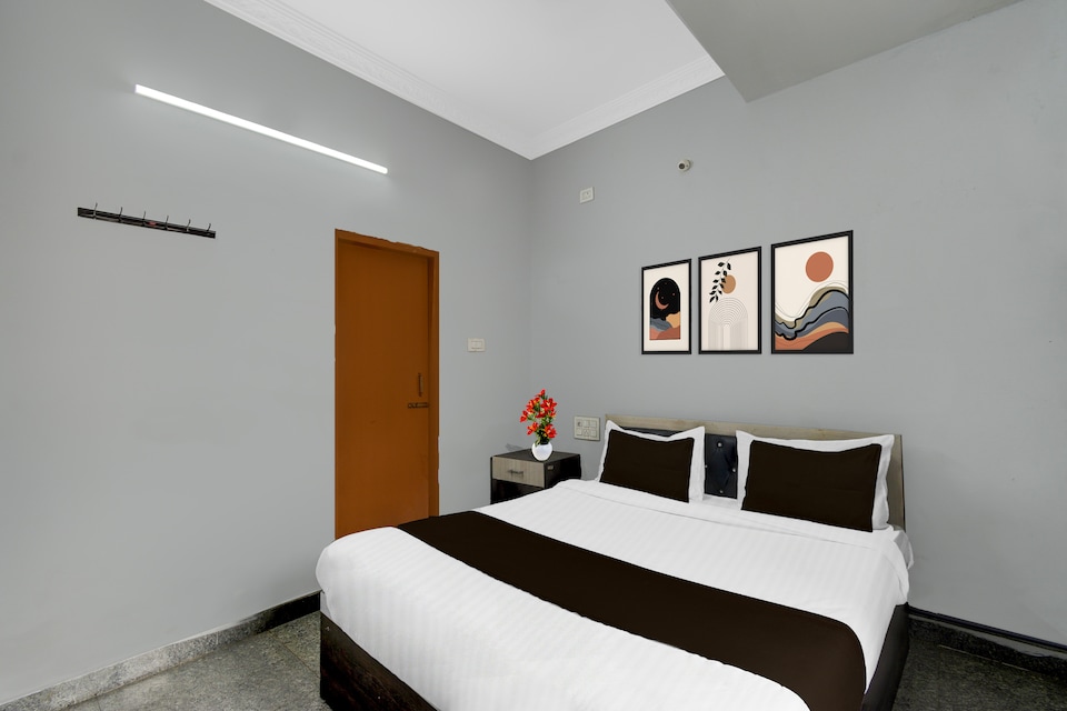 Hotel O Shamshabad Station Formerly Grand Vista Hotel, Shamshabad, Hyderabad