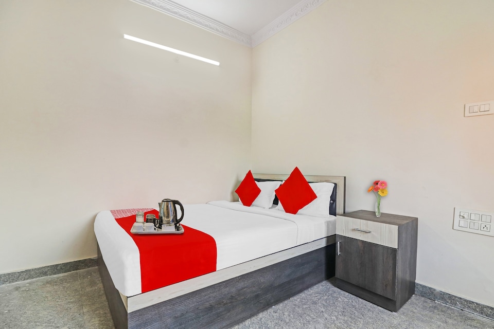 Hotel O Grand Vista, Shamshabad, Hyderabad