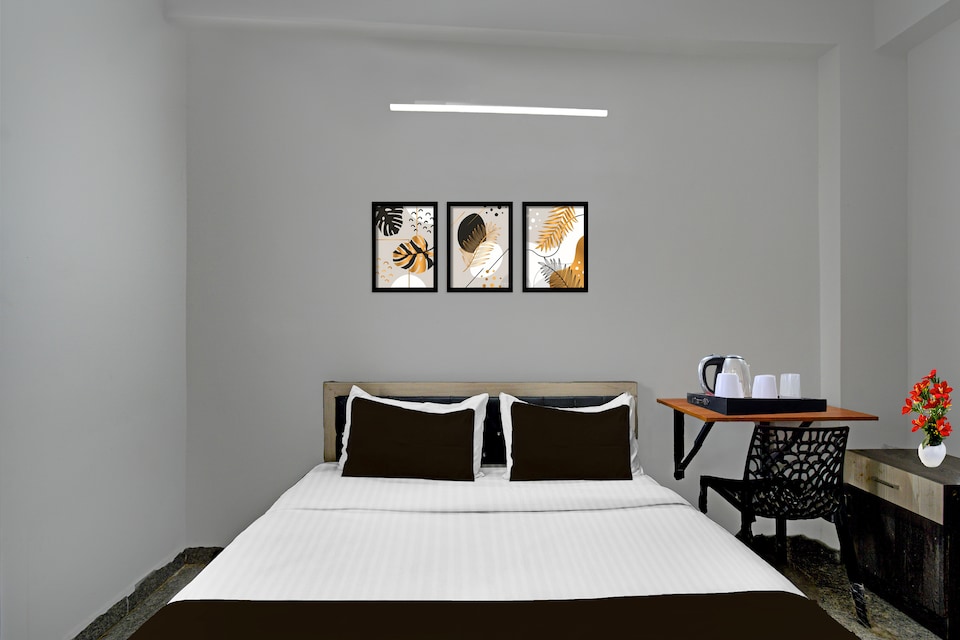 Hotel O Shamshabad Station Formerly Grand Vista Hotel, Shamshabad, Hyderabad