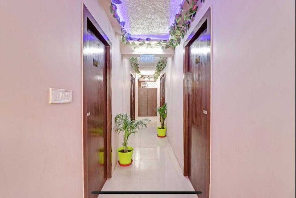 Hotel O Bottom Inn Canal Road, Rajpur Road Dehradun, Dehradun