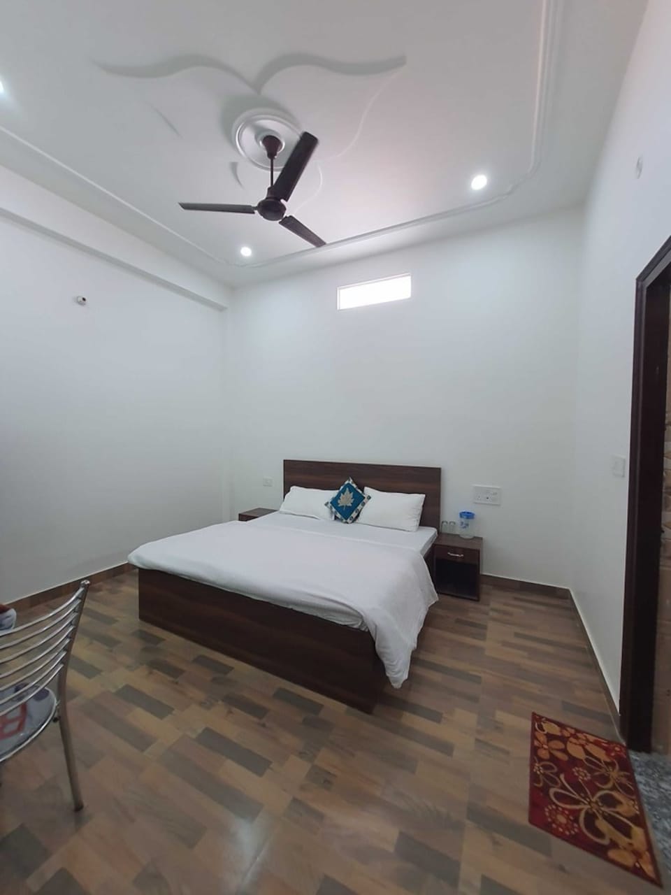 Hotel O Grand, Hathras, Hathras