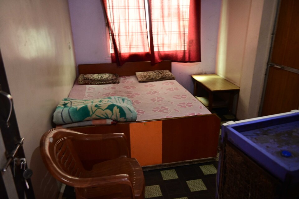 POP Gourav Hotel, Shujalpur, Shujalpur