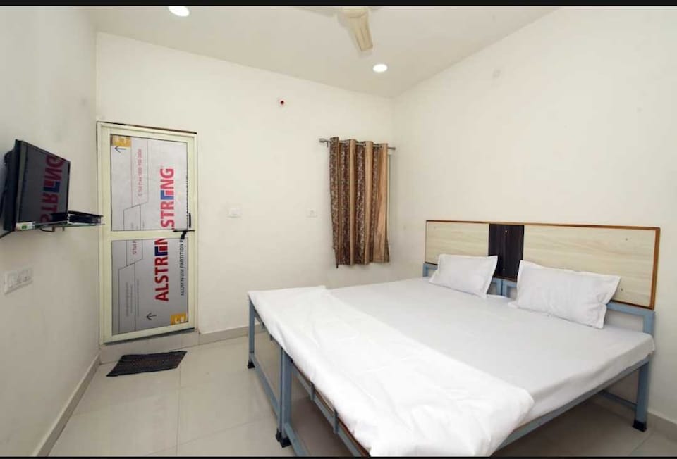 POP Hotel Ambey Near Shaniwar Wada, Shivaji Nagar  Pune, Pune