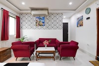 Townhouse Deshapriya Park Kolkata Formerly DK Inn