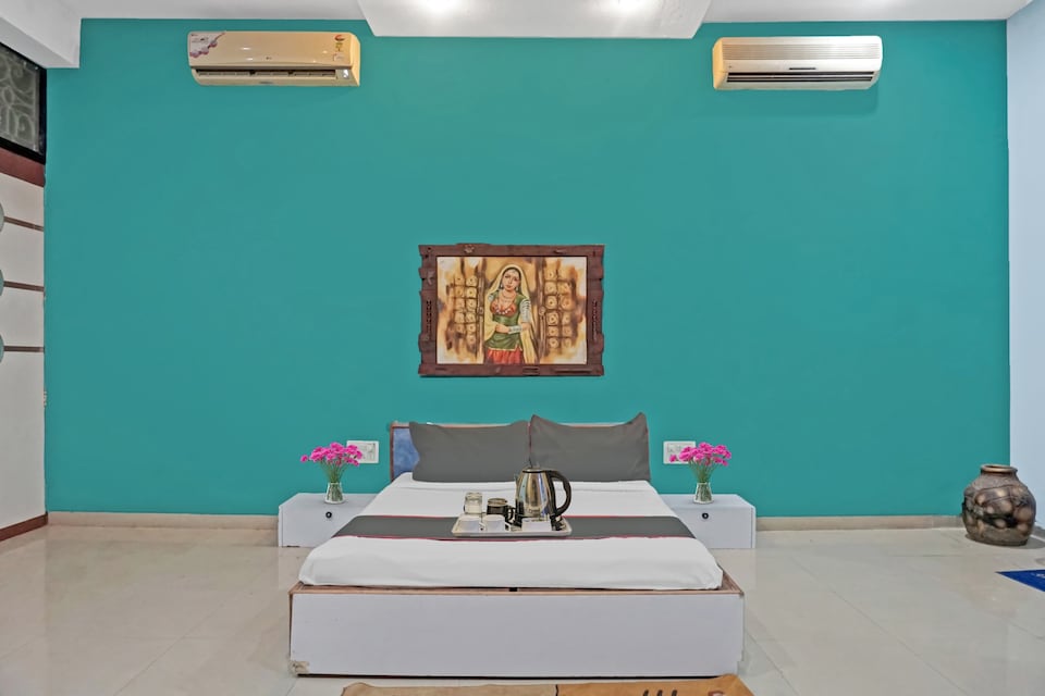 Collection O Hotel Atasa & Marriage Lawn, Lonavala, Lonavala