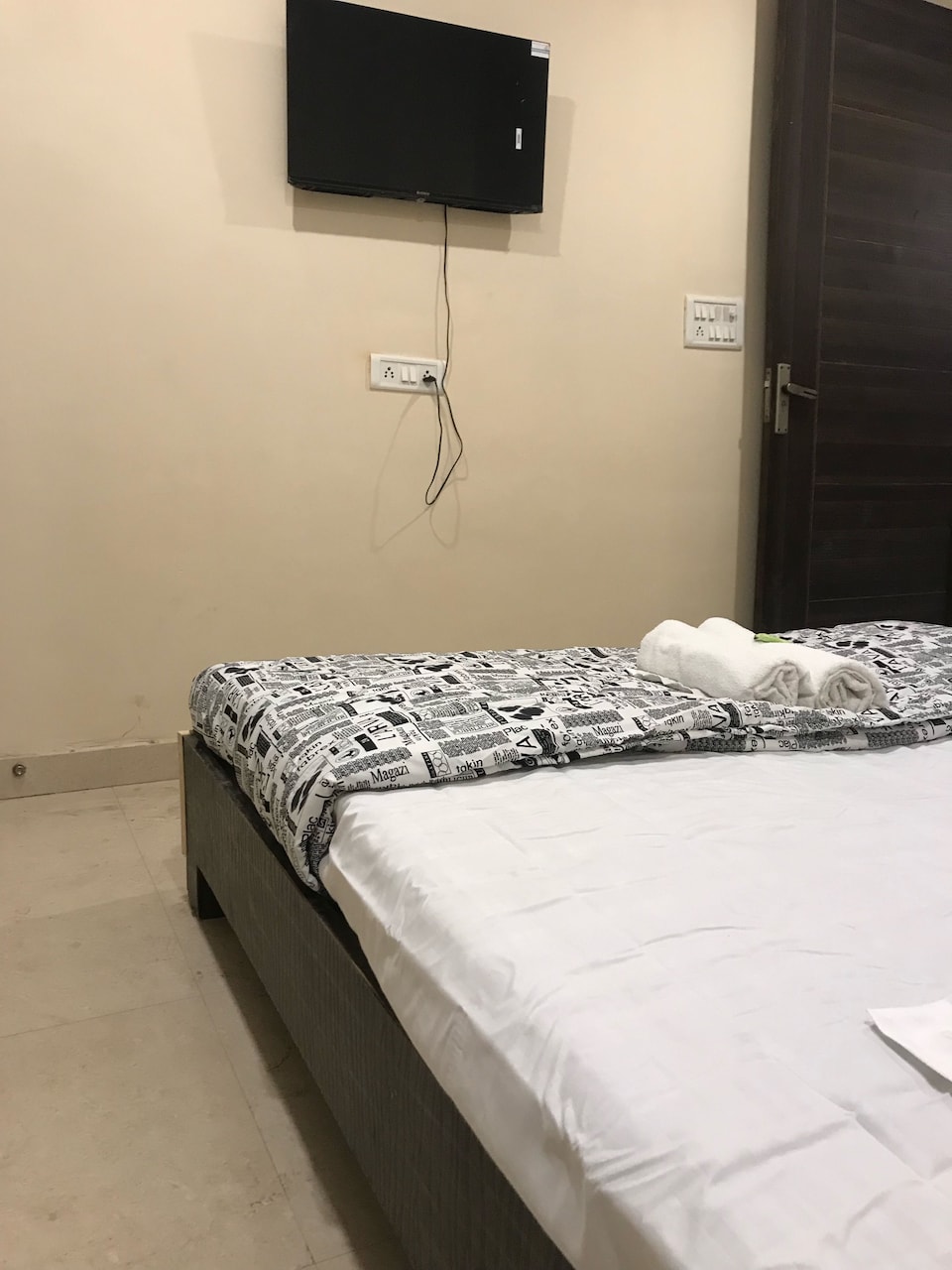 OYO Luv Inn Near Badarpur Border Metro Station, Okhla Jasola Delhi, Delhi