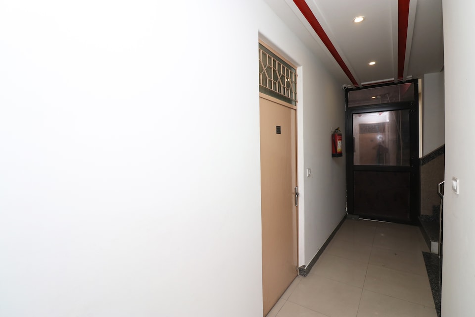  Hotel O Diamond Star , Airport Delhi, Delhi Transit