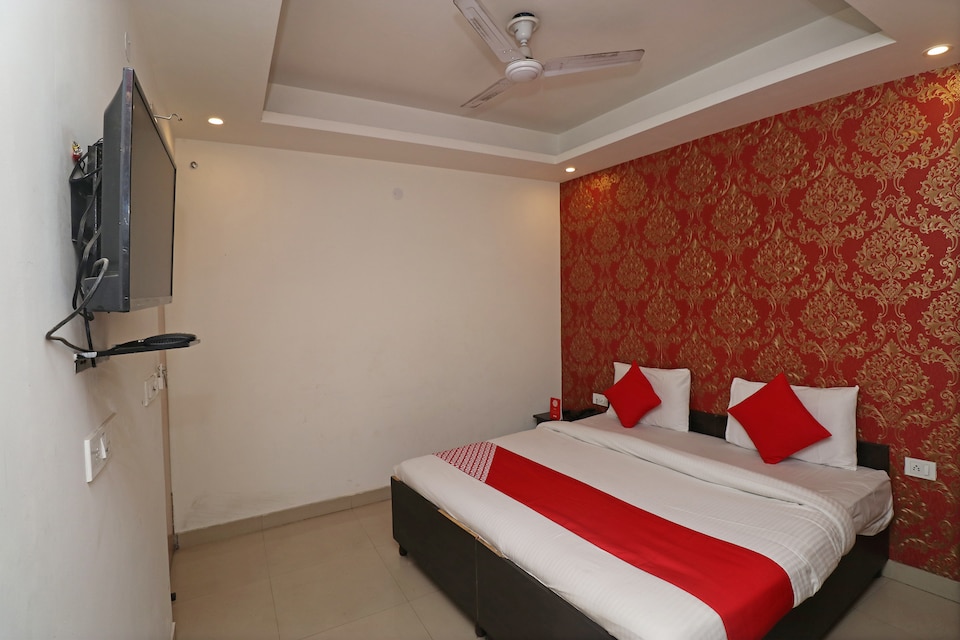  Hotel O Diamond Star , Airport Delhi, Delhi Transit