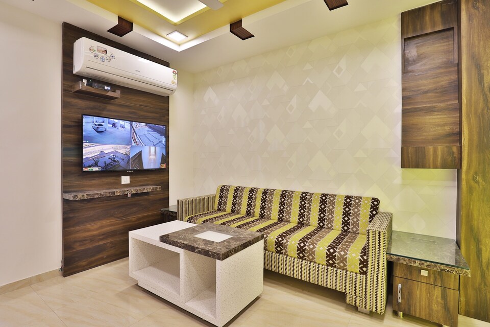 OYO 11399 Hotel Landmark, Ahmedabad Airport, Ahmedabad