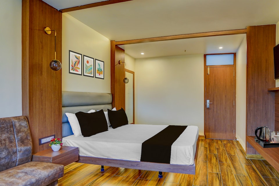 Super Townhouse Zero Mile Gandhi Setu Formerly Classic Court, Patna, Patna