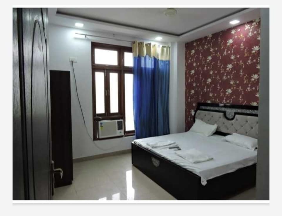 OYO Rich Chair Hotel, IIT Kanpur, Kanpur