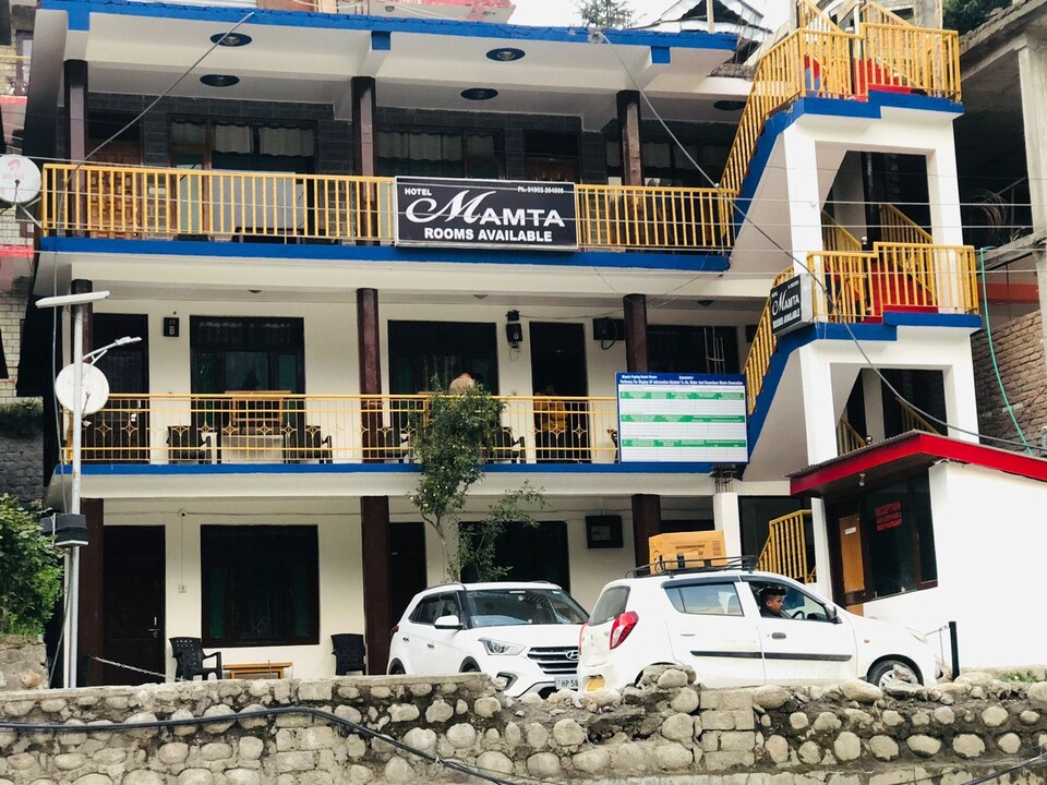POP 89902 Mamta Guest House, Old Manali Cluster, Manali