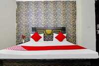 OYO Flagship 89941 Hotel Dwarka inn