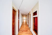 Collection O Rani Kamlapati Railway Station Formerly Silkroute Palace