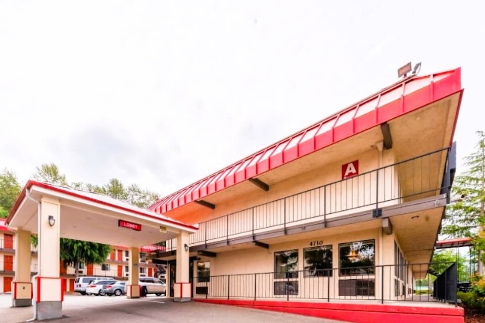 OYO Hotel Renton WA – Bellevue, Renton WA, Renton WA
