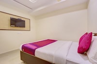 OYO Svs Luxury Rooms Near Nexus Hyderabad