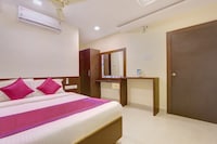 OYO Svs Luxury Rooms Near Nexus Hyderabad