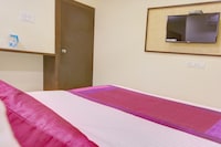 OYO Svs Luxury Rooms Near Nexus Hyderabad