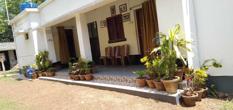 POP 90000 Belpahari Guest House, Muransol, Muransol