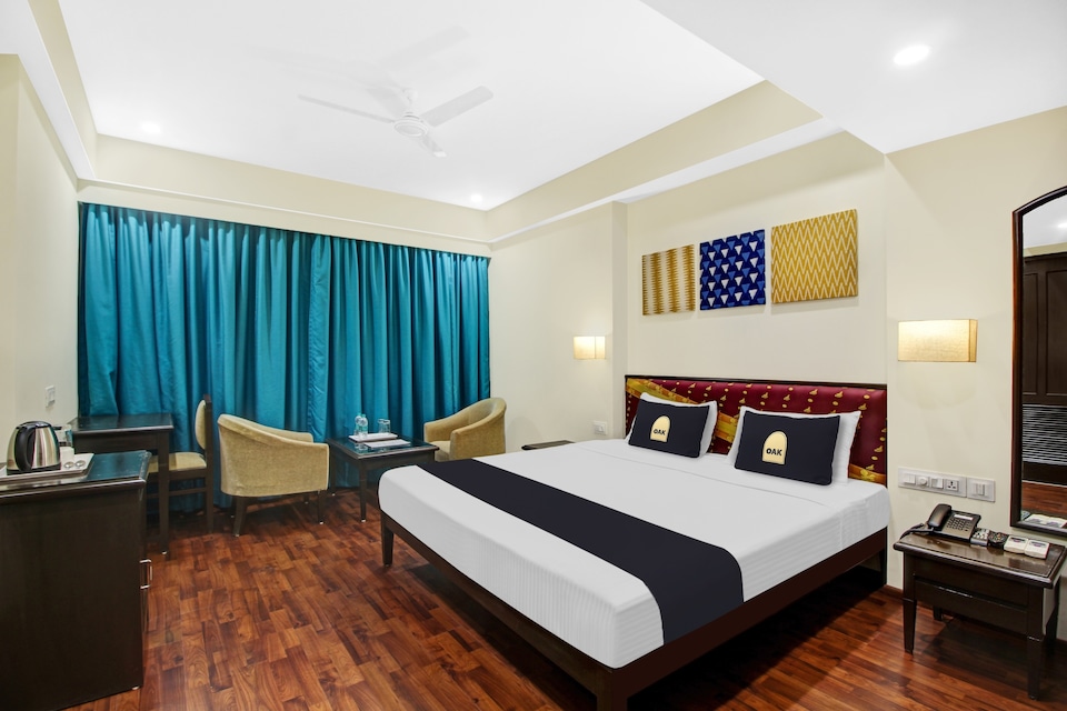 Townhouse OAK Hotel J Plaza Near Big G, Margao Goa, Goa