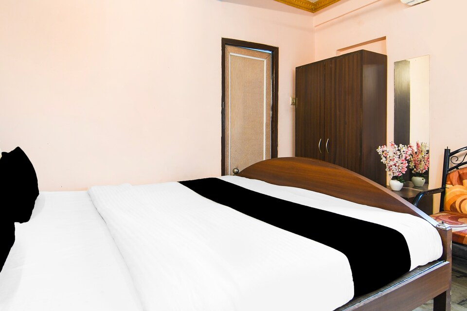 Hotel O Rajarhat Near Chinar Park More Formerly Relyef Inn, New Town, Kolkata