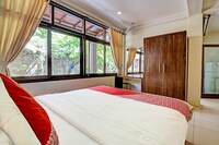 OYO 91300 Sunny Side Villa