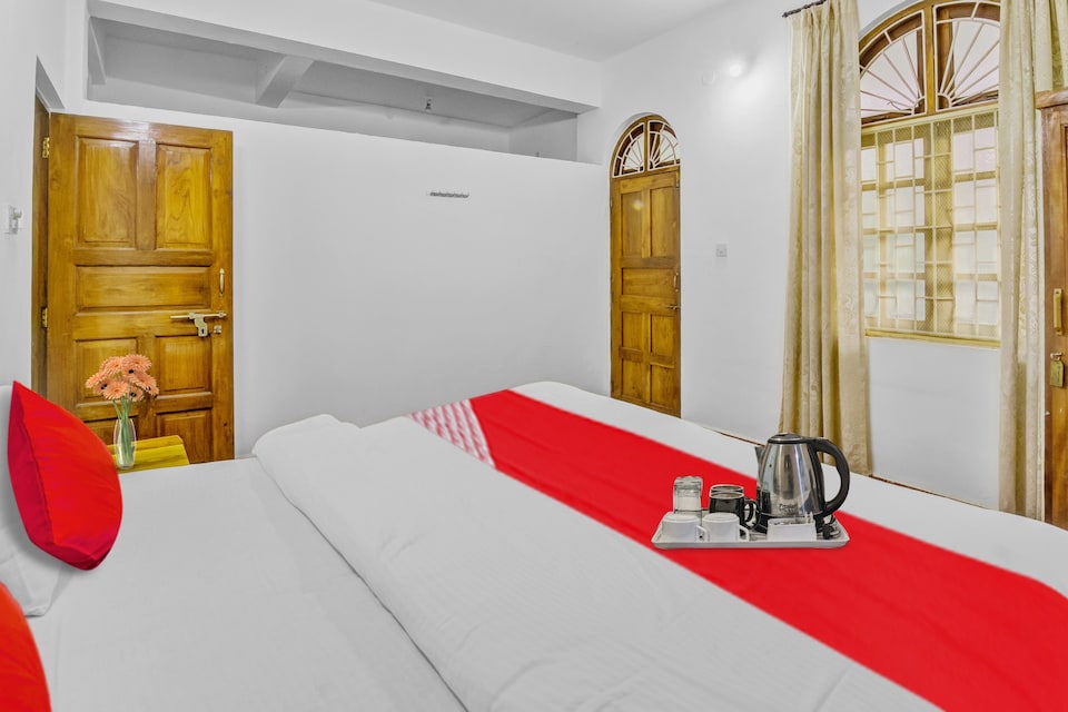 OYO 90215 One Bhk Shaurya Service Apartment, Candolim Goa, Goa