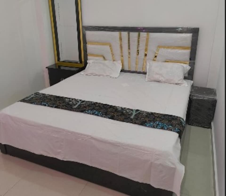 Hotel O Milan Mini Palace, Pratapgarh, Pratapgarh