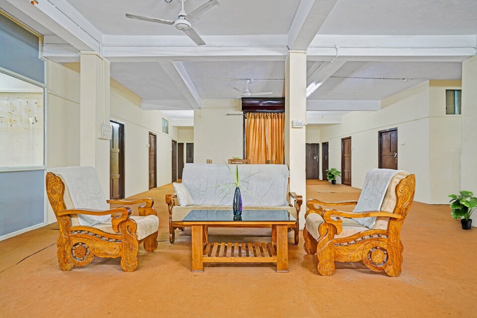 OYO Flagship 90248 Greenway Residency, Kaloor Kochi, Kochi