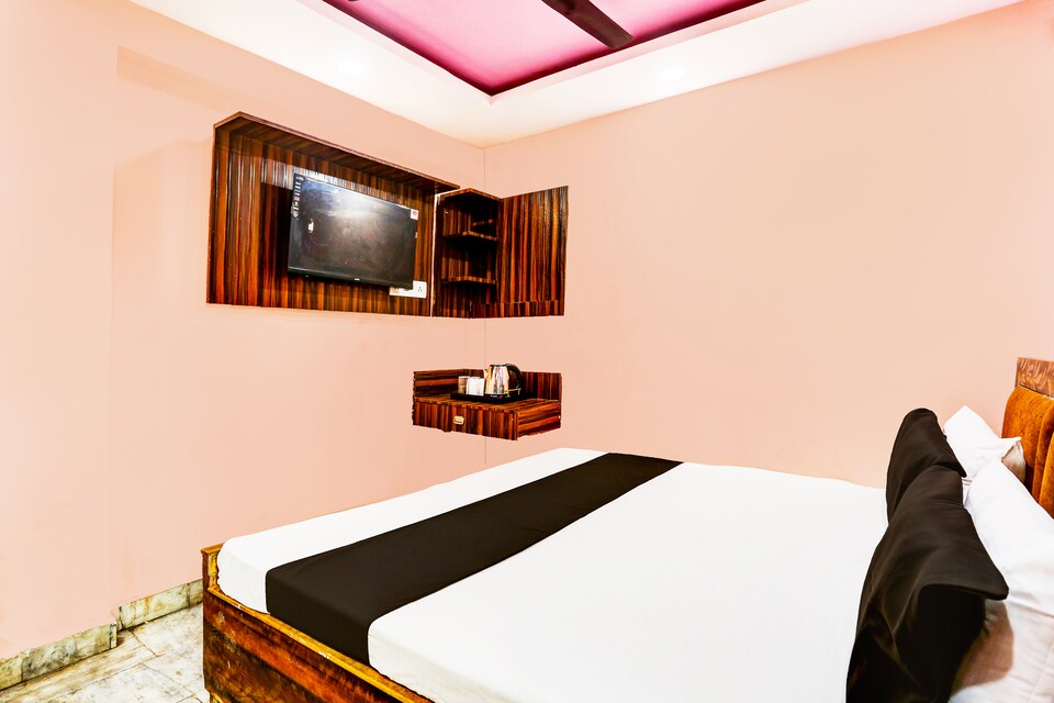 OYO Flagship Hotel Apollo, Kanpur Railway Station, Kanpur