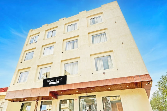 Super Townhouse Collectorate Circle Formerly LD Prime