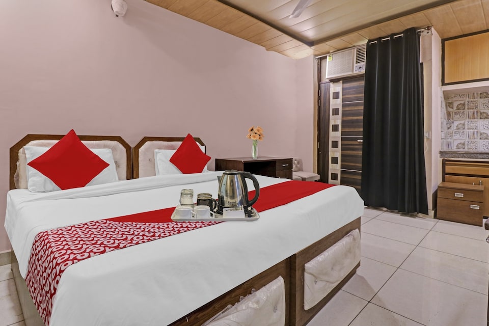 Hotel O Knight Inn, North Delhi, Delhi