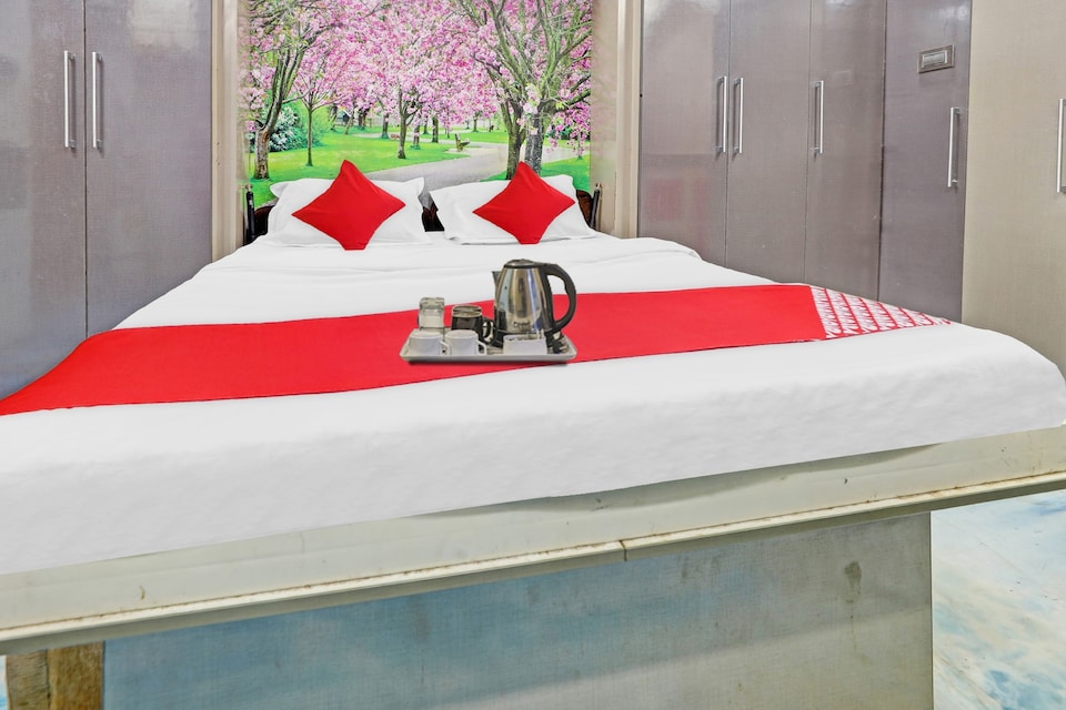 OYO Raj Residency, Transit Vizag, Visakhapatnam