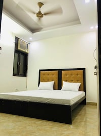 OYO Hotel Dream Desert Near Qutab Minar Metro Station