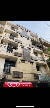 OYO Hotel Dream Desert Near Qutab Minar Metro Station