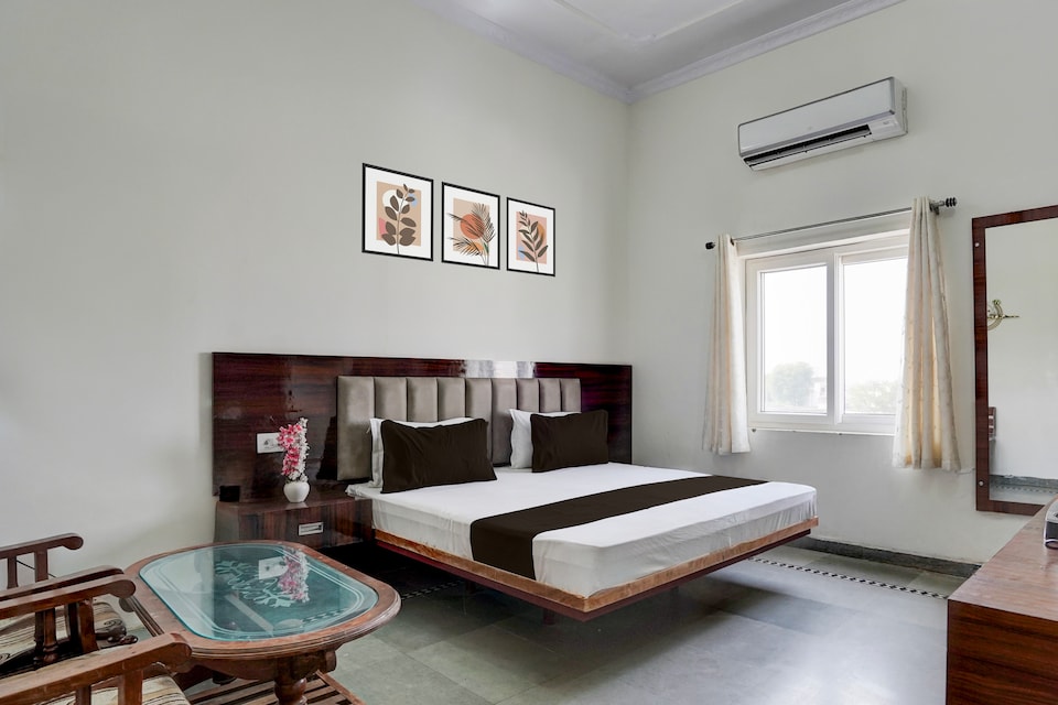 Hotel O Vinay Plaza & Restaurant , Sadulpur, Sadulpur