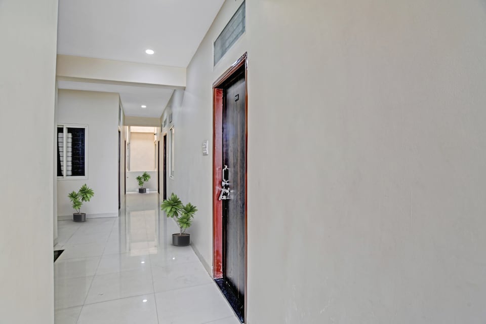 HOTEL DREAM PALACE, Vijay Nagar Indore, Indore