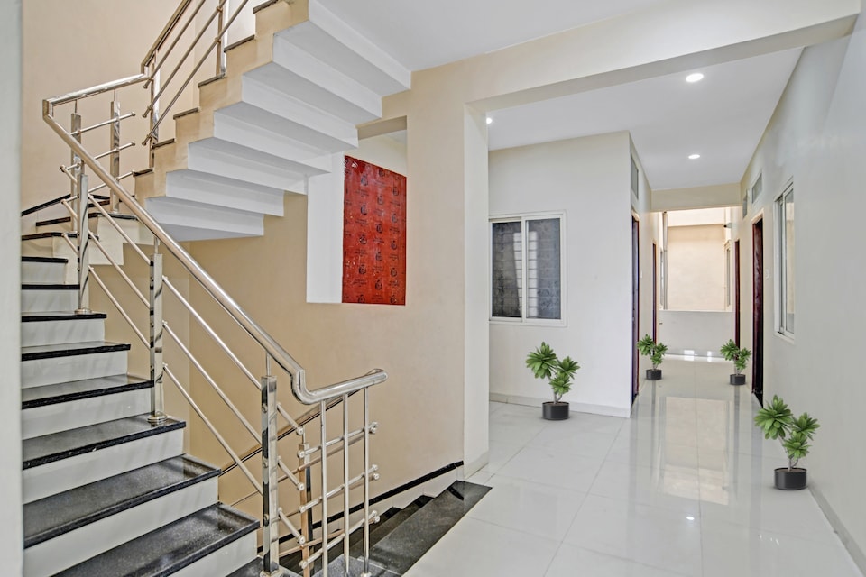 HOTEL DREAM PALACE, Vijay Nagar Indore, Indore