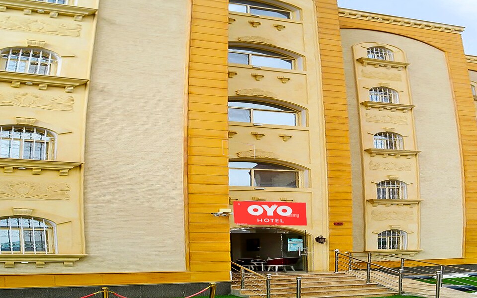 OYO 617 Rose Plaza Hotel, Al Irq ash shamali, Khamis Mushait